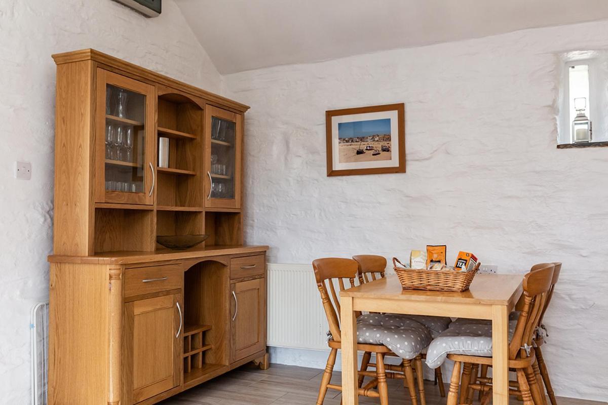The Old Coach House At Hendra Barns Holiday home Newquay (Cornwall)